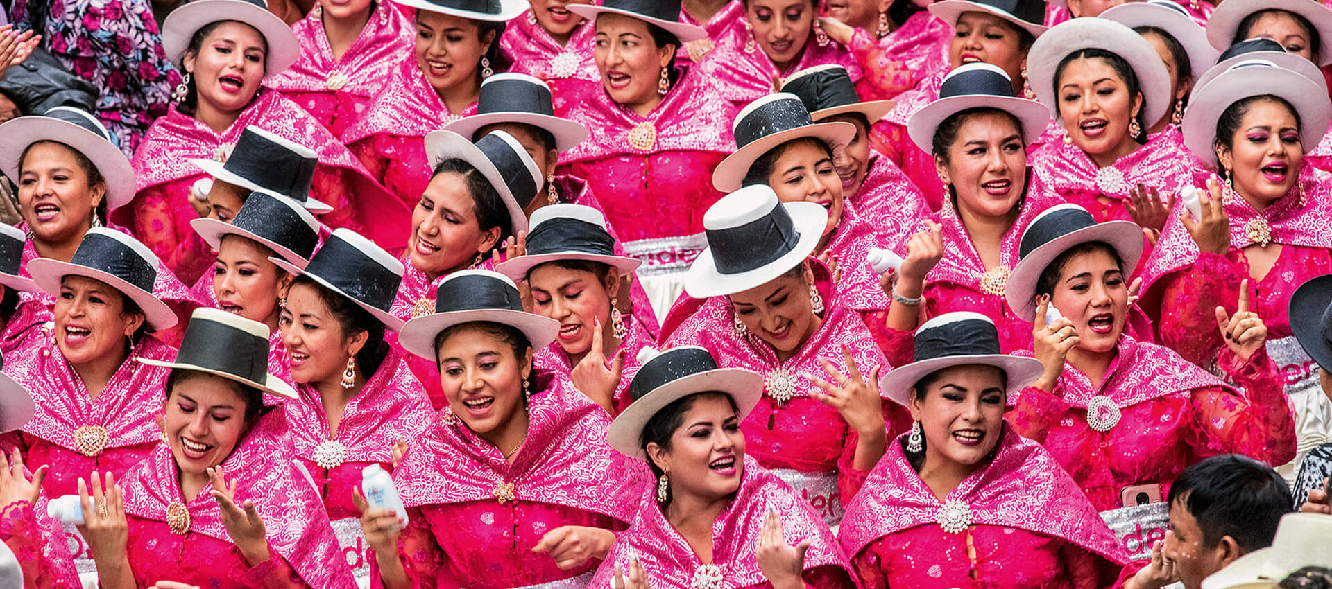 Fiestas y danzas del Perú - Fondo Editorial BCP