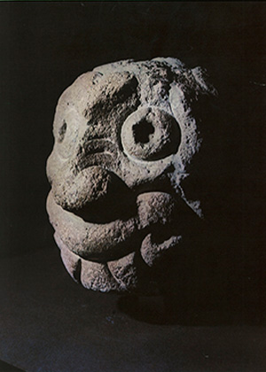 Cabeza clava en piedra, Chavín de Huantar.